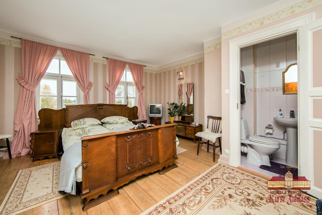 فندق Puurmaniفي  Kursi Hunting Manor الغرفة الصورة